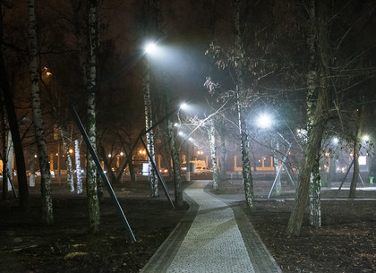 Сквер на пересечении улиц Сумской и Мироносицкой после реконструкции (ФОТО)