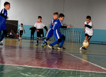 В Харьковской области проходит зимний турнир самых маленьких футболистов (ФОТО, ВИДЕО)