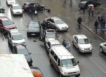 ДТП: в центре города столкнулись пять машин (ФОТО, ВИДЕО, Обновлено)