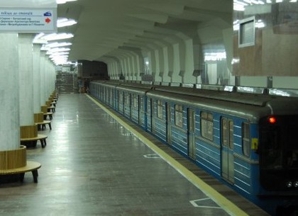 В новогоднюю ночь метро в Харькове будет работать до трех часов ночи