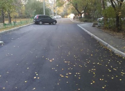 В Харькове отремонтировали 300 внутриквартальных дорог