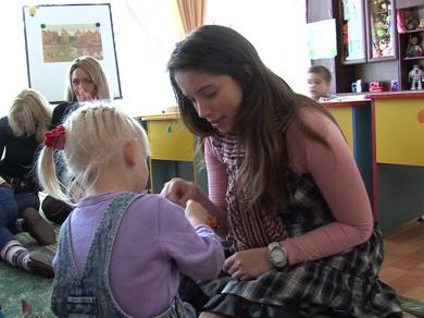 Правительство внесло изменения для тех, кто хочет усыновить в Украине ребенка