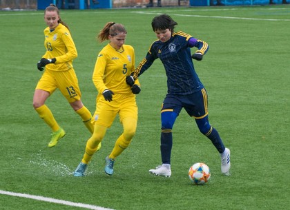 Национальная девичья сборная Украины до 17 лет разгромно «всухую» проиграла команде харьковчанок