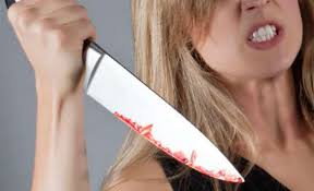 В пьяном угаре после праздников жительница харьковщины исполосовала ножом грудь более молодой соседке (ФОТО)