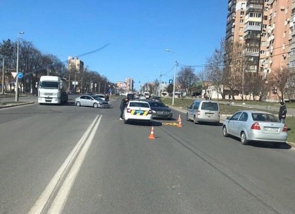 ДТП: легковушки не разъехались на Клочковской (ФОТО)
