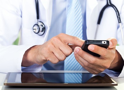 Новий веб-додаток допоможе харківським лікарям дістатися на роботу
