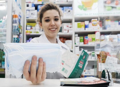 Аптекам угрожают административными мерами, если в продаже нет масок