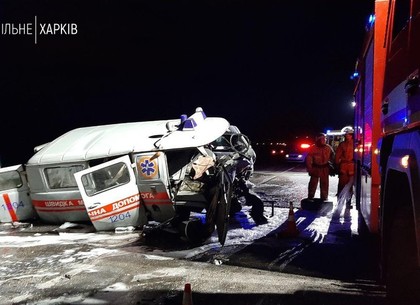 Момент аварии со скорой на окружной в Харькове зафиксировал видеорегистратор (ВИДЕО)