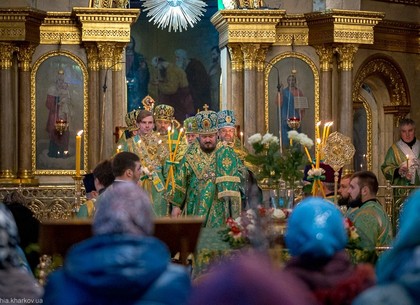 Православные Харькова «участвовали» в традиционном освящении вербных ветвей (ФОТО)
