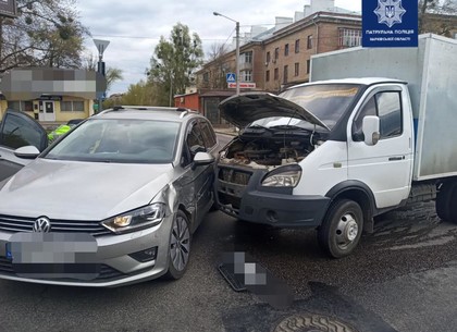 ДТП: на центральной улице Харькова - одновременно две аварии (ВИДЕО, Обновлено)