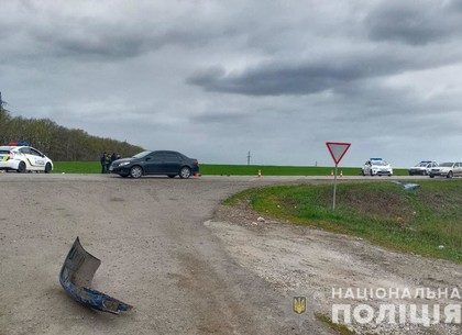 ДТП: пожилая пара погибла, выезжая на трассу (ФОТО)