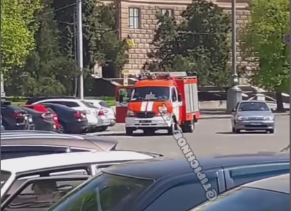 В центре Харькова ищут взрывчатку