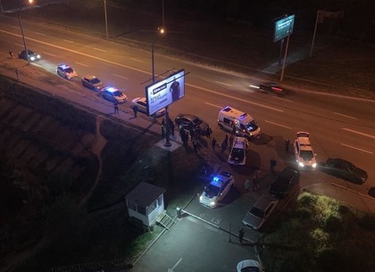 Вечером на Алексеевке иностранцы устроили драку с поножовщиной (ФОТО)