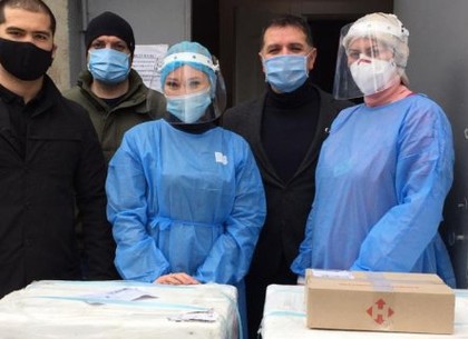 Харківській 13-й лікарні подарували побутову техніку