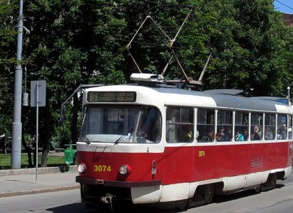 В районі перехрестя Плеханівська - Молочна змінюється схема руху трамваїв