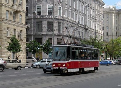 З вівторка змінять маршрут руху кілька трамваїв і тролейбусів