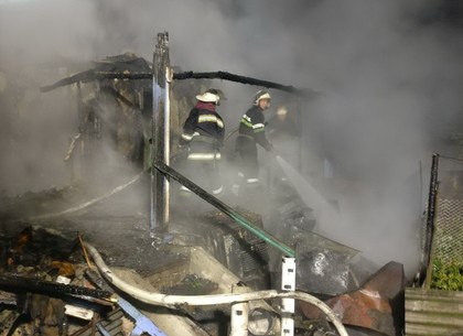 На пожаре заживо сгорел житель Харьковщины (ФОТО)