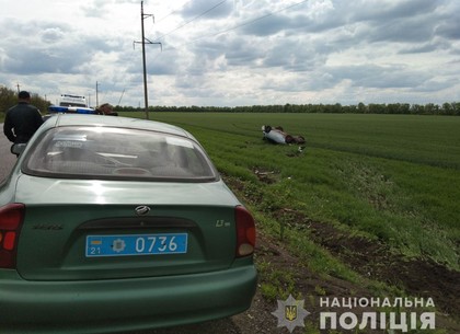 На Харьковщине полицейские выясняют обстоятельства смертельного ДТП (ФОТО)