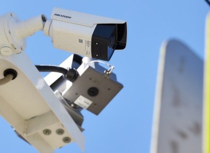 На дорогах Харкова встановлено понад 300 сучасних відеокамер