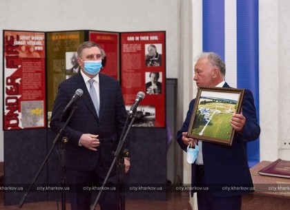 Представники дипломатичного клубу відвідали «Висоту маршала Конєва» (ФОТО)
