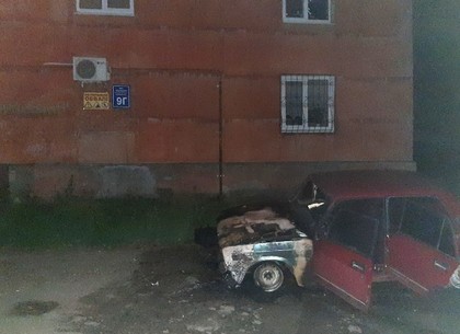 Красная «семерка» не пережила ночь на Киргизской (ФОТО)