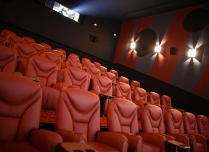 Кинотеатры в Харькове заработают со 2  июля