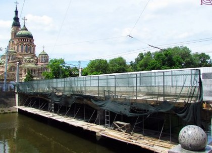 По Купецькому мосту до вересня закривають рух