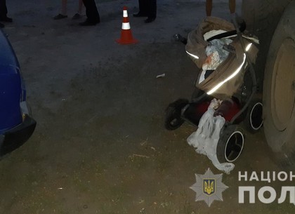 Неисправный ВАЗ под управлением подростка раздавил детскую коляску - грудной младенец погиб (ФОТО)