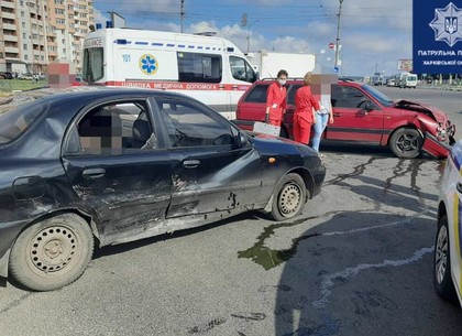ДТП: на Алексеевке пострадала пассажирка