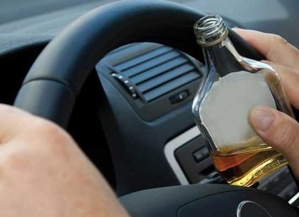 Зеленский отменил уголовную ответственность водителей за пьяную езду