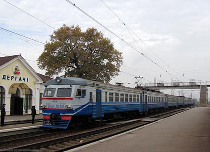 Из-за пассажиров без масок электричка в Казачью Лопань задержалась почти на час
