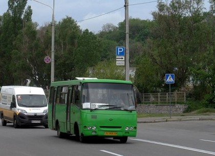 Автобуси №212е і 266е на місяць змінять маршрути