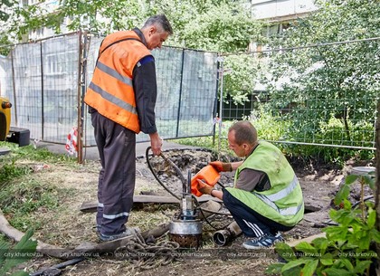 У Харкові ремонтують водопровідні мережі й насосні станції (ФОТО)