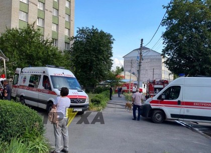 Пожар: В харьковской гостинице загорелся номер (ФОТО)