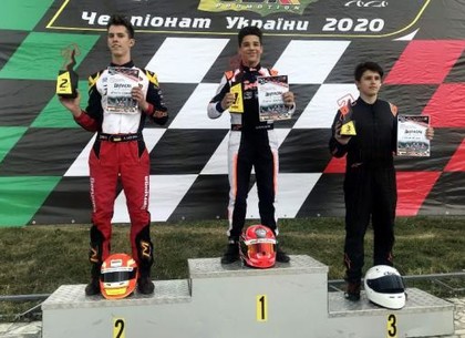 Харьковские гонщики лидируют на чемпионате Украины