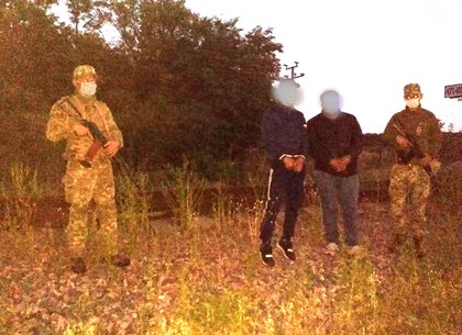 Пограничники задержали азербайджанца, который пытался пробраться в Украину