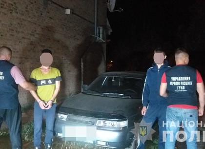 Харьковские оперативники задержали двух злоумышленников, которые похитили «Богдан» в Кировоградской области