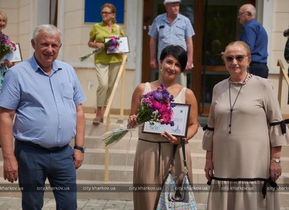 У Харкові нагородили медпрацівників, які борються з коронавірусом