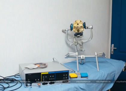 Центру дитячої нейрохірургії передали сучасне хірургічне обладнання (ФОТО)