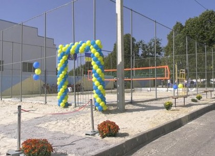 ВИДЕО: новые спортивные площадки  открыли в спорткомплексе юридического университета (ХГС)
