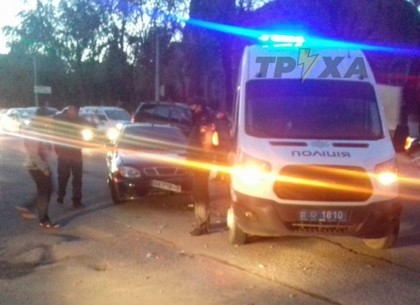 В Харькове попал в аварию микроавтобус с арестованными (Телеграм)