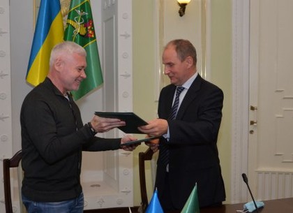 Игорь Терехов подписал меморандум о сотрудничестве горсовета со спортивными профсоюзами (ХГС)