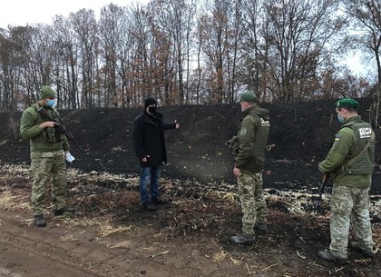 Российские «перевозчики» обманули венгра на $10000 и бросили на украинской границе (Госпогранслужба)