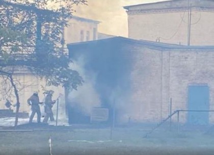 В Харькове горит электроподстанция возле колонии (ГСЧС)