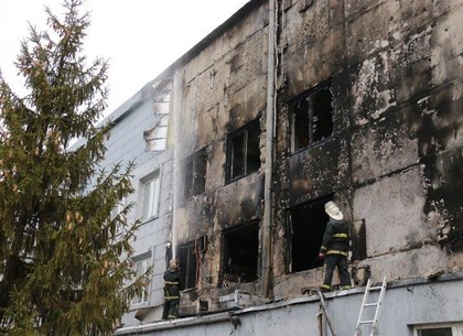 ФОТО: Как тушили пожар на Новобаварском мясокомбинате (ГСЧС)