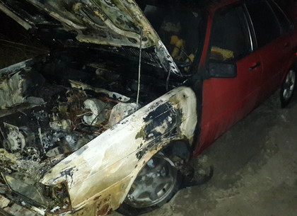 Вечером в Изюме сгорел автомобиль (ГСЧС)