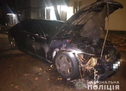 Два поджога авто за ночь: полиция расследует обстоятельства (ГУНП)