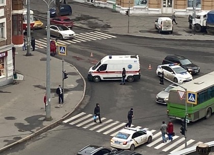 ФОТО: Женщина-пешеход погибла в жутком ДТП на Молочной (Telegram)