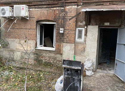 ФОТО: При пожаре на Московском проспекте хозяин квартиры получил ожоги тела (ГСЧС)