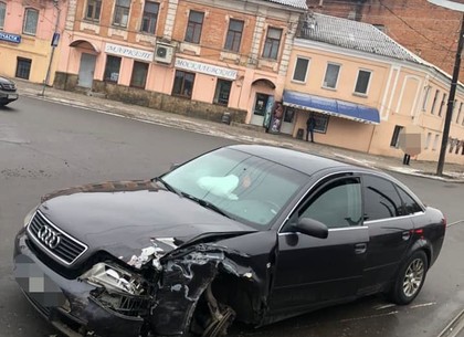 ДТП: крепкий автопоцелуй на Москалевке (Патрульная полиция)